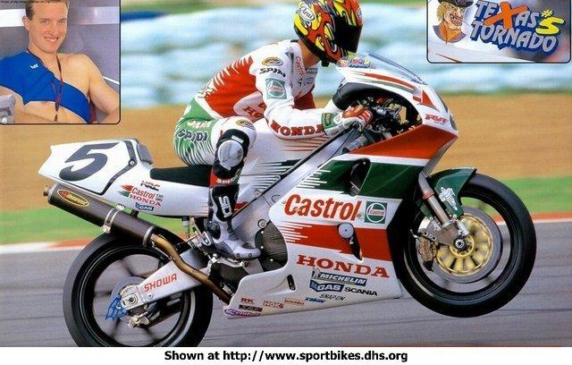 Honda RVF750RR RC45 - Sådan vil jeg have den til at se ud bare med enarmssvingeren billede 7