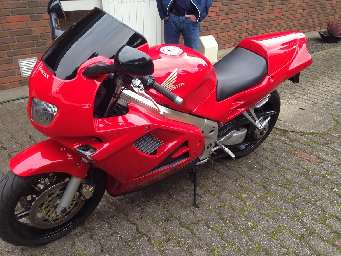 Honda VFR 750 RC36-2 billede 7