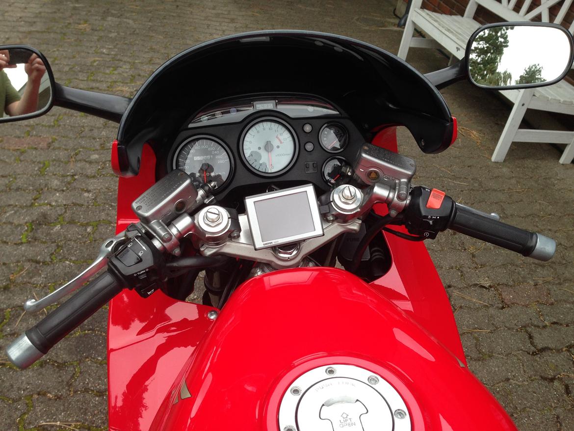 Honda VFR 750 RC36-2 billede 12