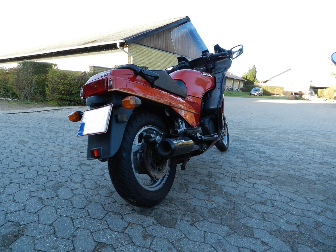 Kawasaki GTR 1000 (SOLGT) billede 4
