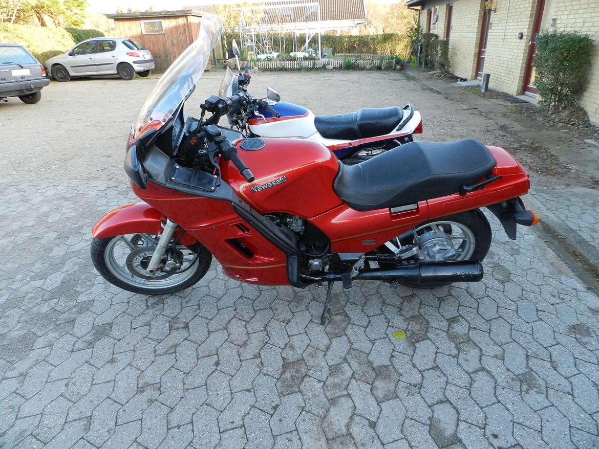 Kawasaki GTR 1000 (SOLGT) billede 5