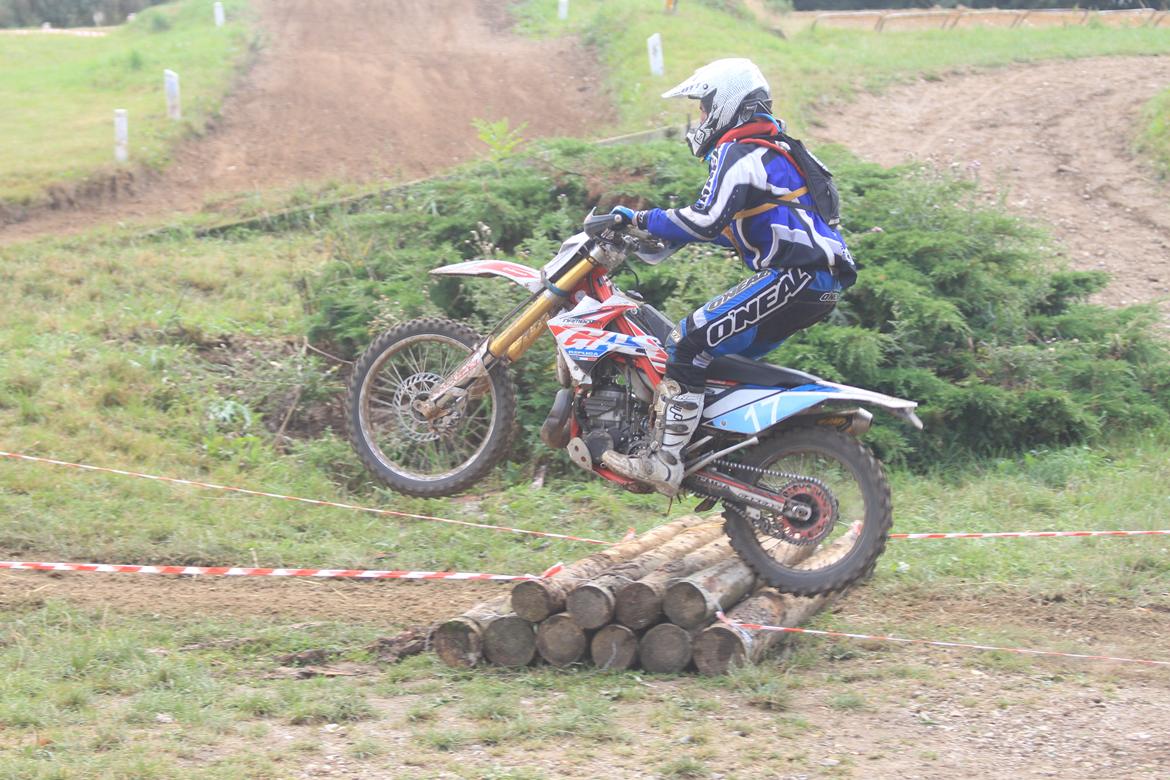 Gas Gas EC 300 - Sixdays - Debut i Enduro-DM i Børkop.
Fed oplevelse, hev en 3.plads i C-klassen billede 5