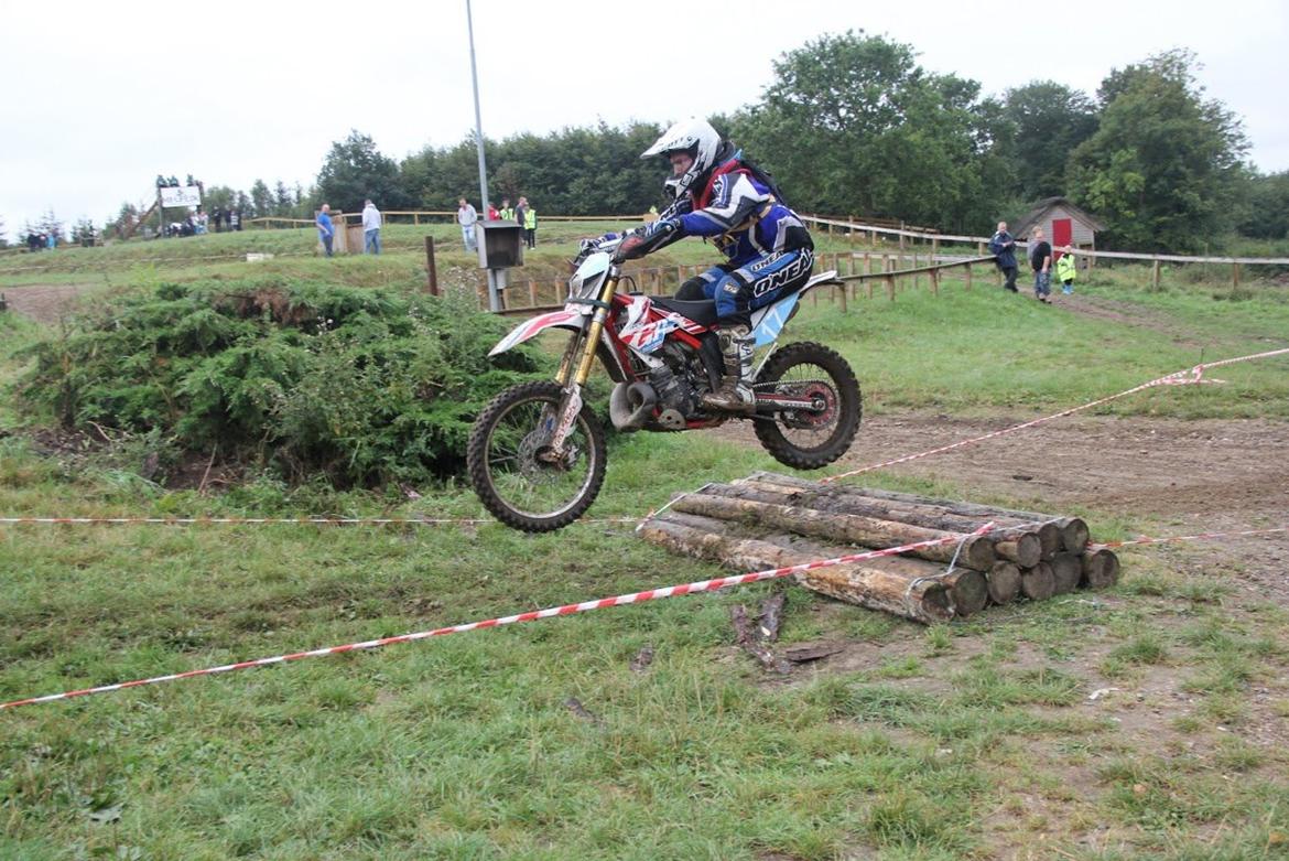 Gas Gas EC 300 - Sixdays - Debut i Enduro-DM i Børkop.
Fed oplevelse, hev en 3.plads i C-klassen billede 3