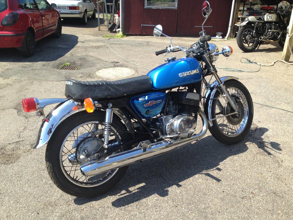 Suzuki GT 500  "SMOKER" billede 5