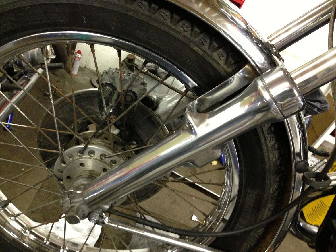 Suzuki GT 500  "SMOKER" billede 17