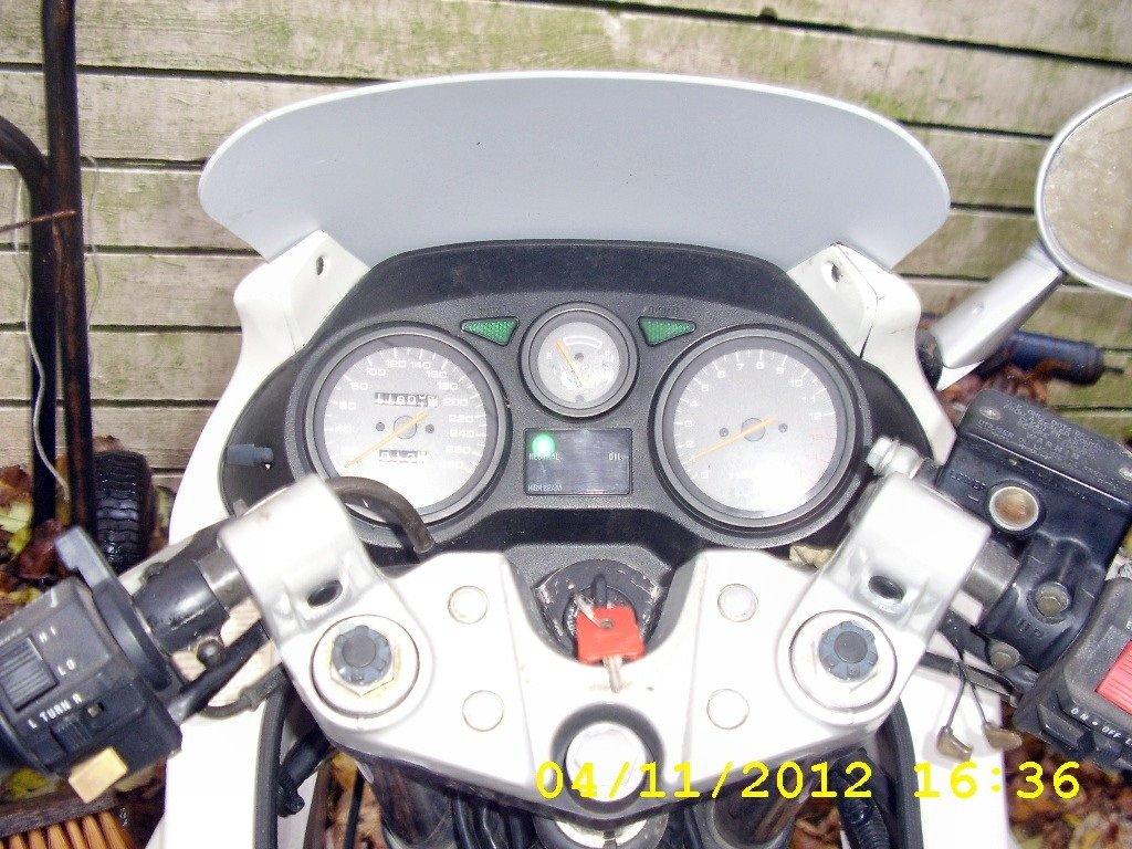 Suzuki GSX750 billede 3