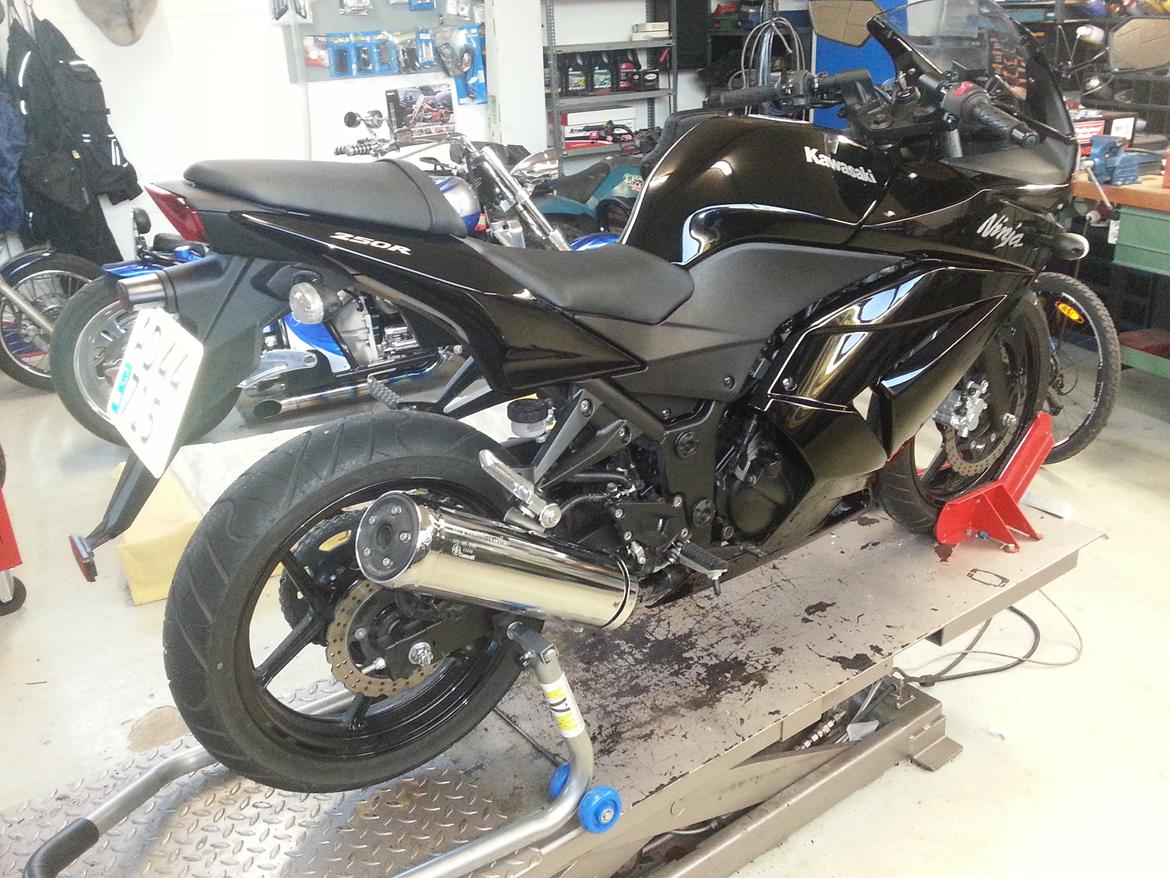 Kawasaki Ninja 250R billede 5