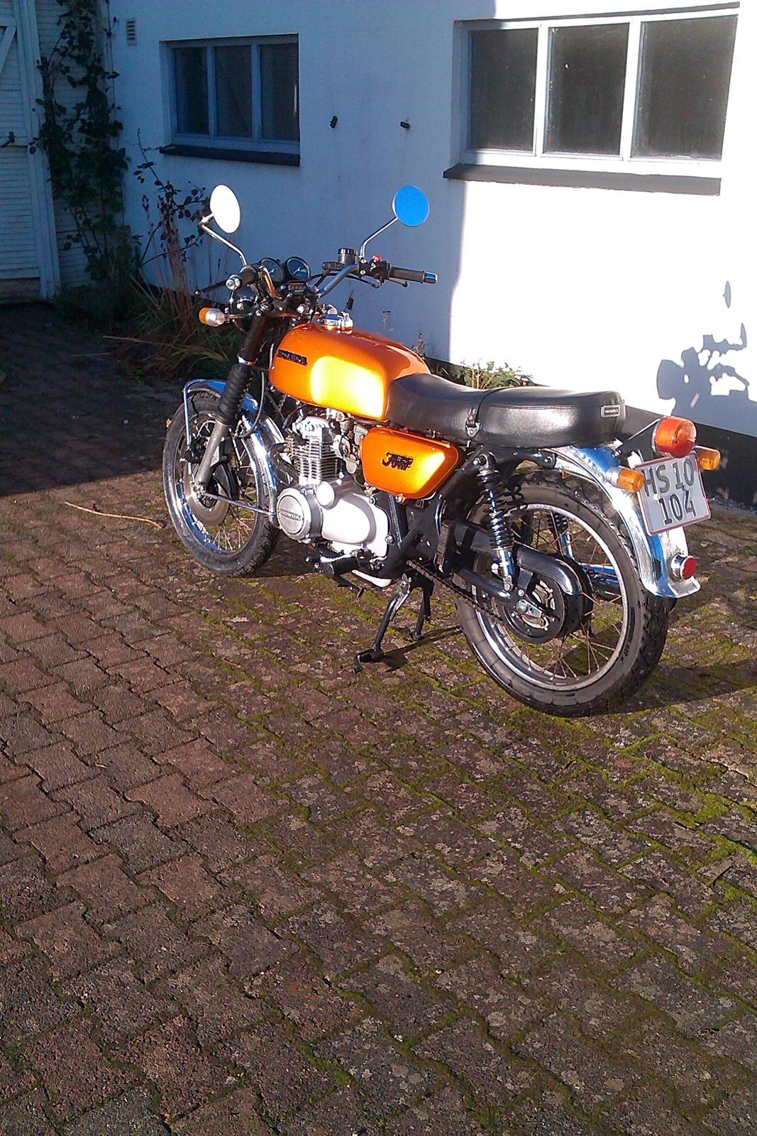 Honda CB350F billede 2