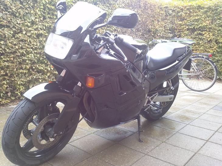 Honda CBR 600 F1 billede 1