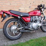 Kawasaki Z  650 B2