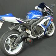 Suzuki GSX-R 750 K7 (solgt)