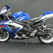 Suzuki GSX-R 750 K7 (solgt)