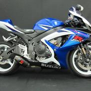 Suzuki GSX-R 750 K7 (solgt)