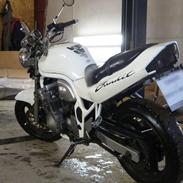 Suzuki GSF 600 Bandit