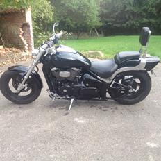 Suzuki Intruder M800