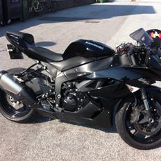 Kawasaki ZX6R