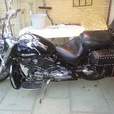 Yamaha XVS Dragstar 1100cm