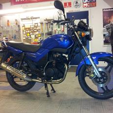 Yamaha YBR 125