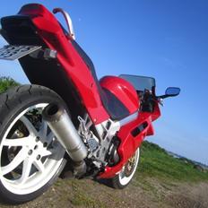 Honda VFR 750 rc36