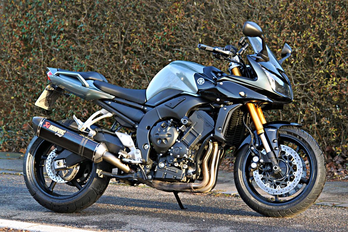 Yamaha FZ1-S  m/ abs - Photo Shop'ed by Nick

#.o) billede 1