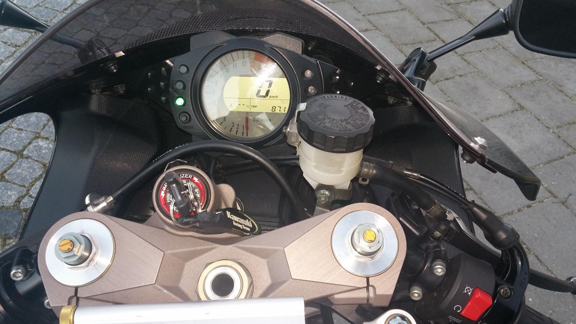 Kawasaki zx10r billede 8