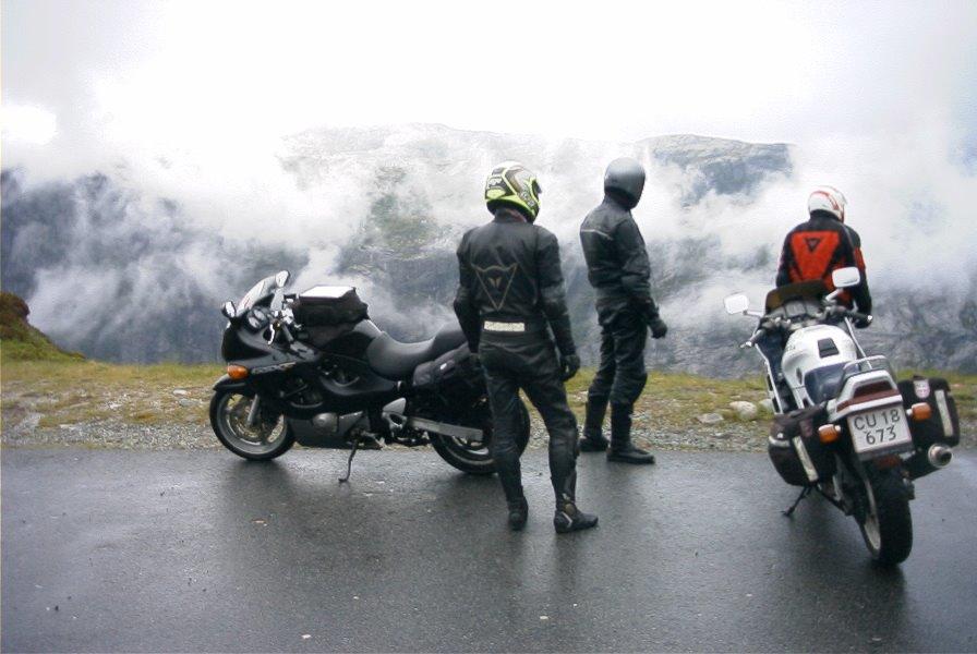 Suzuki GSX750F - Lysefjorden, juni 2003. billede 11