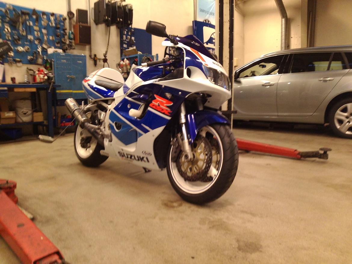 Suzuki GSX 750 R billede 1