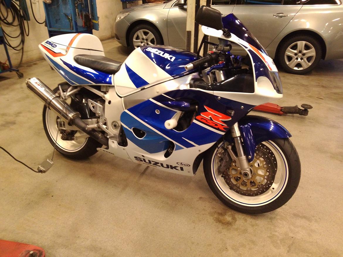 Suzuki GSX 750 R billede 10