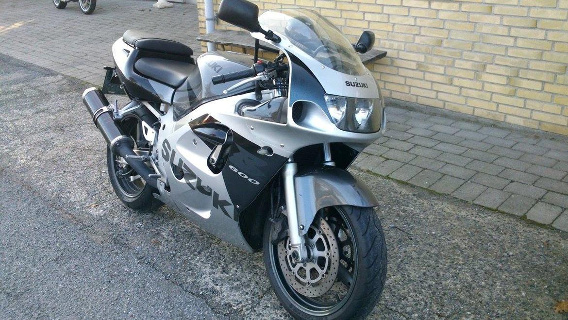 Suzuki Gsxr 600 Srad billede 1