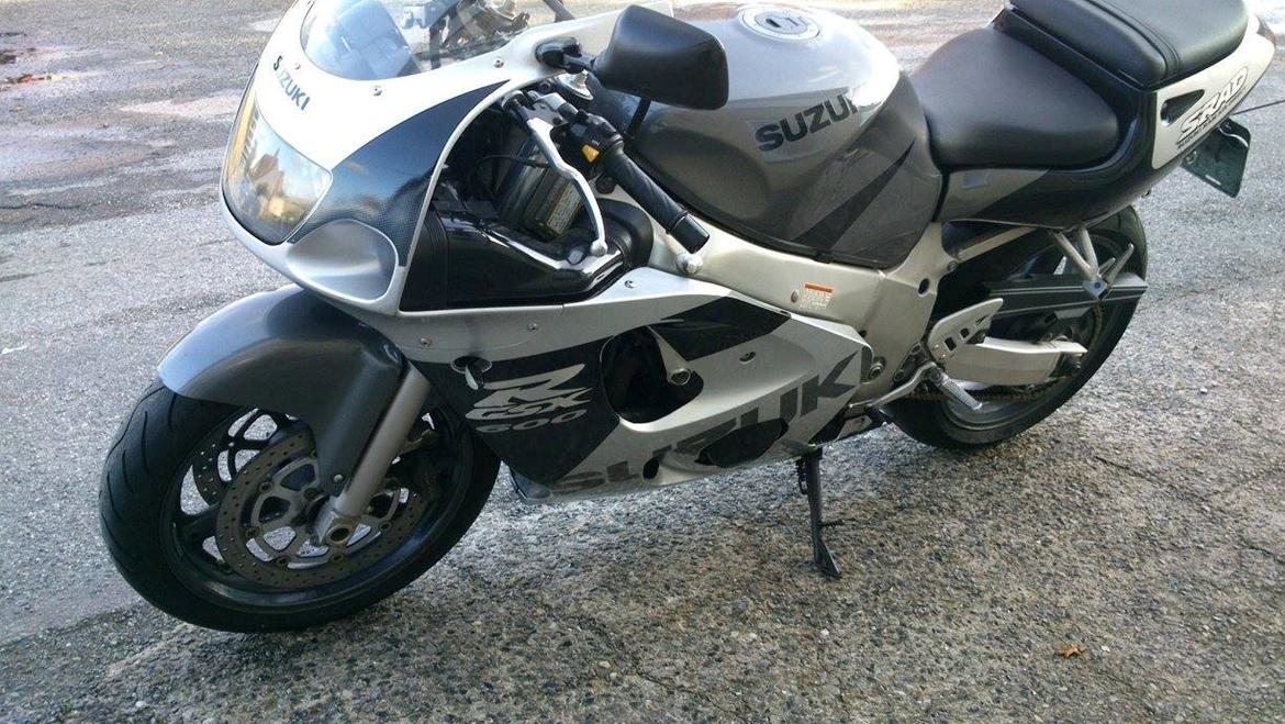 Suzuki Gsxr 600 Srad billede 2