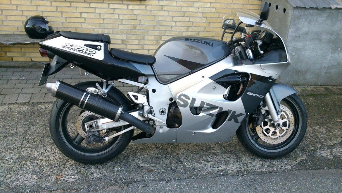 Suzuki Gsxr 600 Srad billede 3