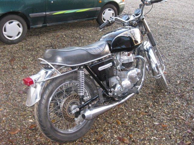 Triumph Bonneville T140 billede 4