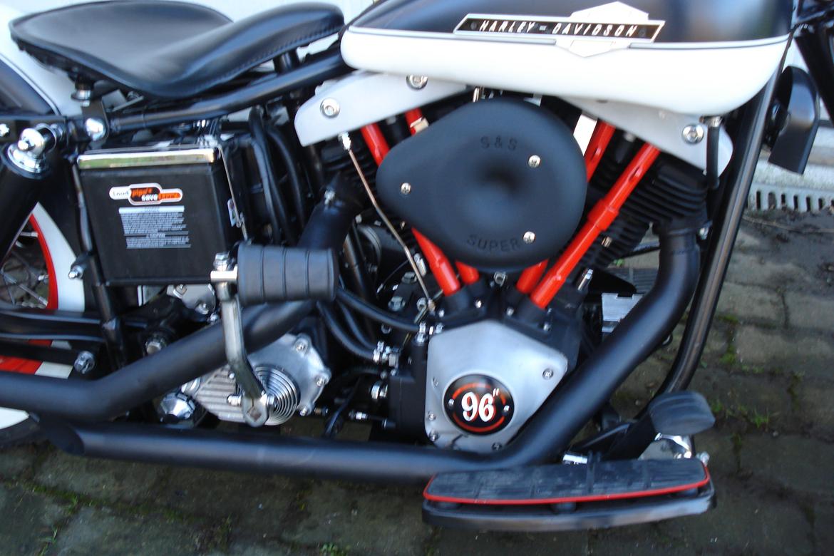Harley Davidson flh SOLGT billede 4