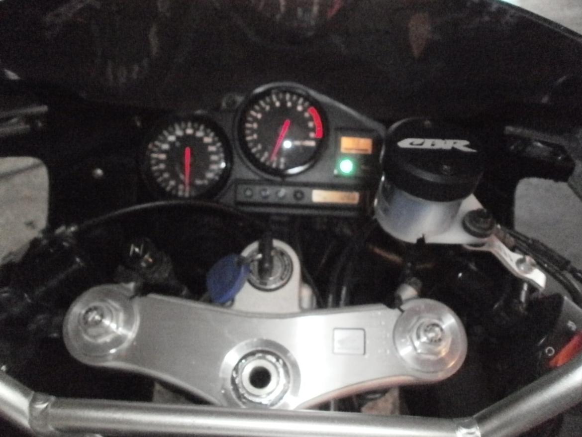 Honda CBR 900RR FIREBLADE billede 13