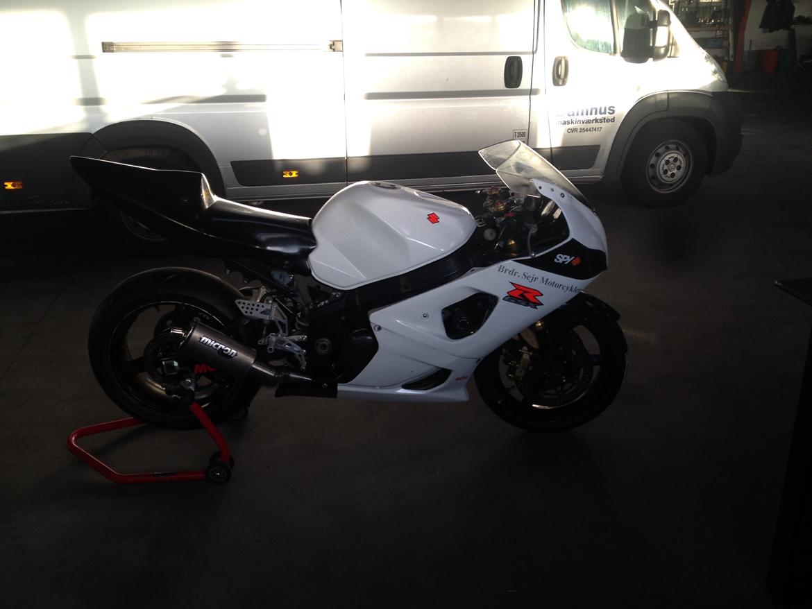 Suzuki gsxr 1000 k3 billede 1