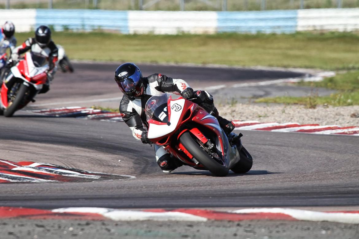 Yamaha YZF R1 >baneged< billede 12