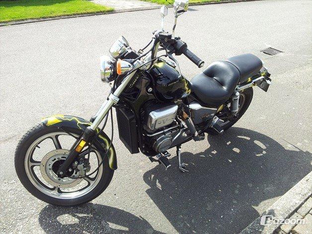 Honda Vt 750 shadow Custom chopper billede 4