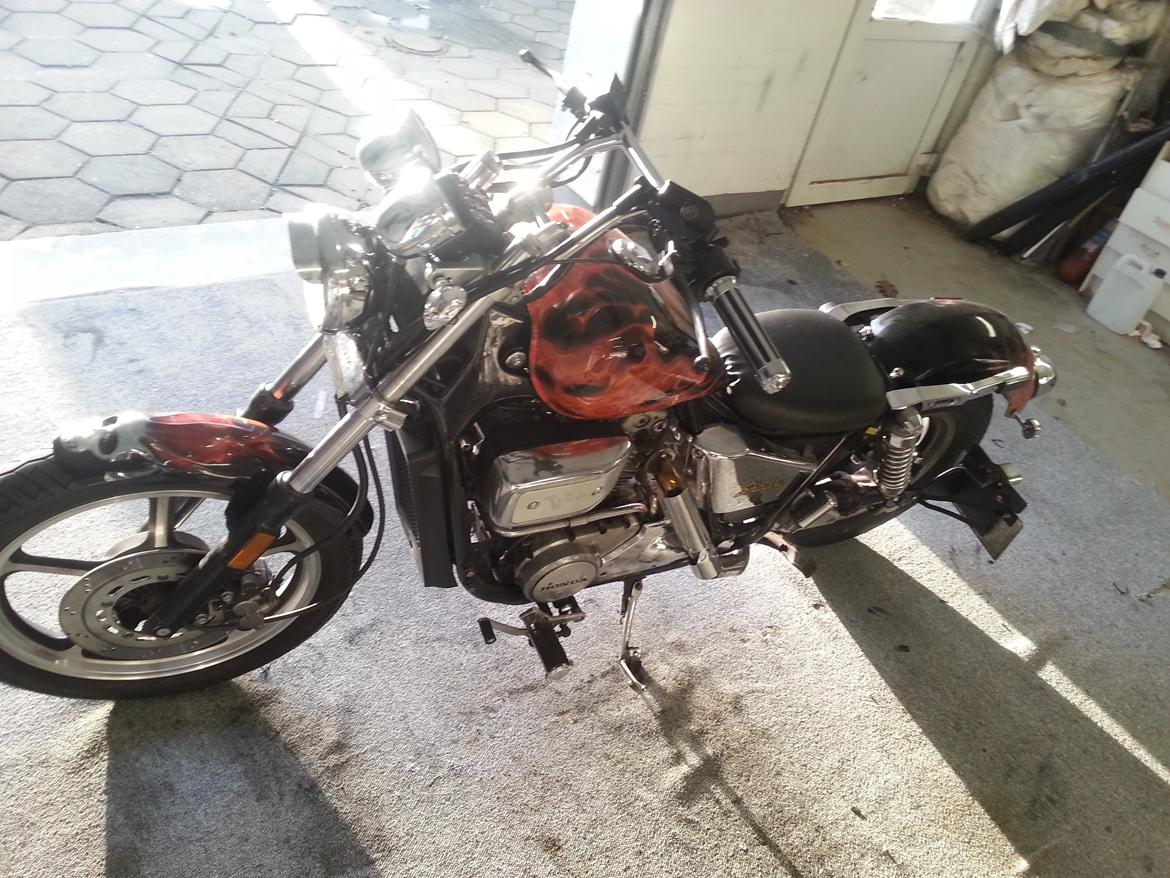 Honda Vt 750 shadow Custom chopper billede 29