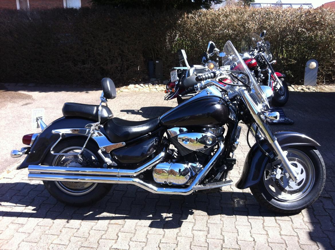 Suzuki Intruder Vl 1500.  SOLGT billede 2