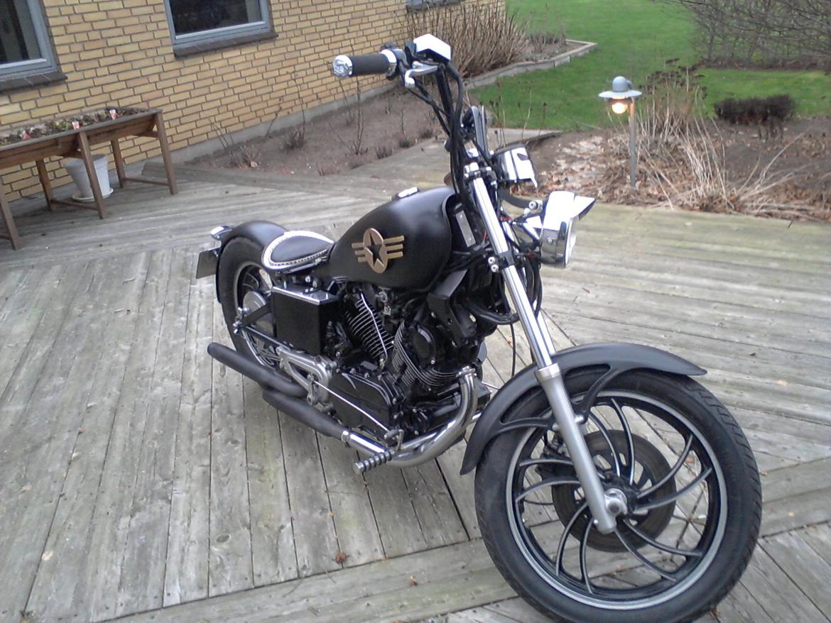 Yamaha xv 750 billede 1