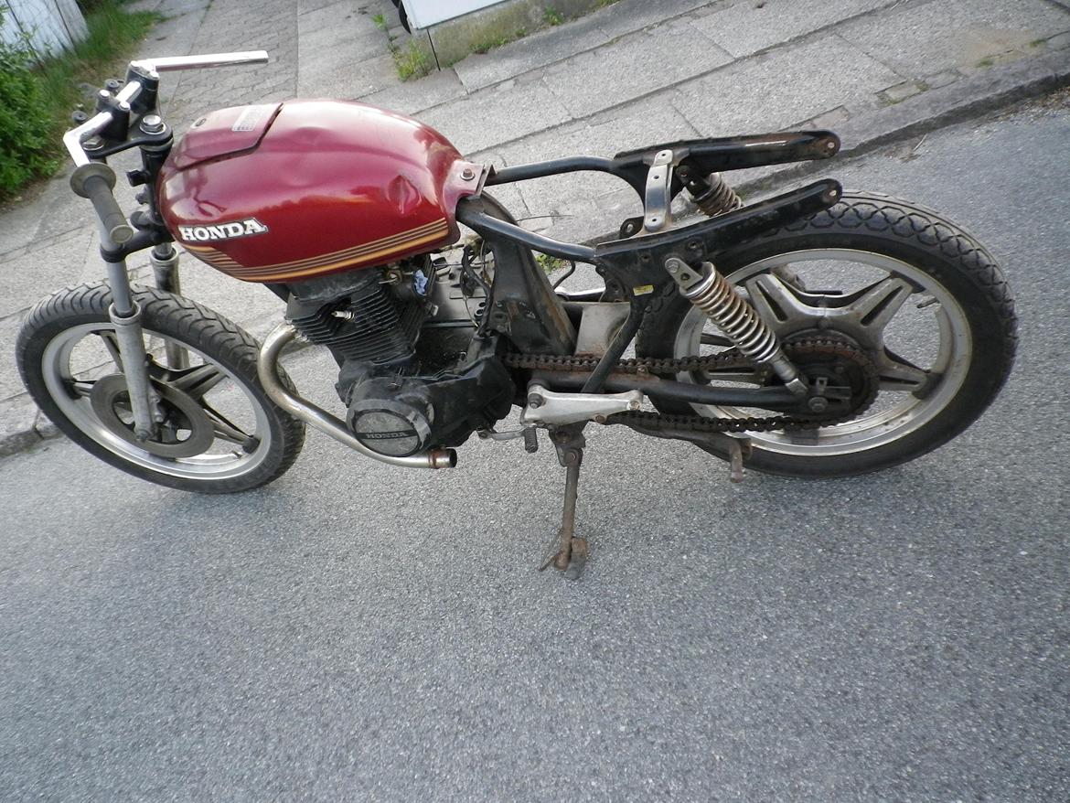 Honda CB 400 T Dream Æ Kaffe kværn - Sådan så den den ud da jeg fik den. i Juli 2013 billede 15