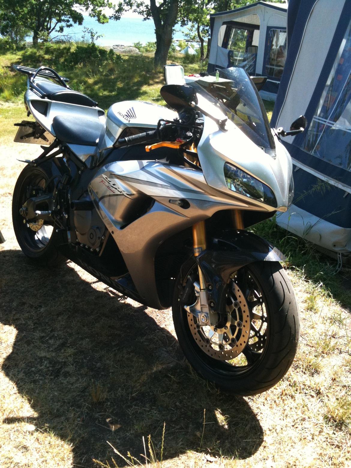Honda CBR 1000 RR *Solgt* billede 11
