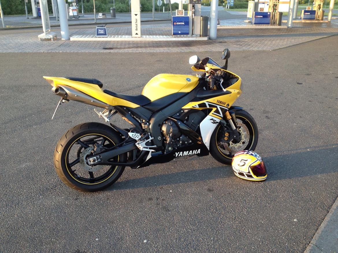 Yamaha YZF R1 Anniversary Edition "SOLGT" billede 7