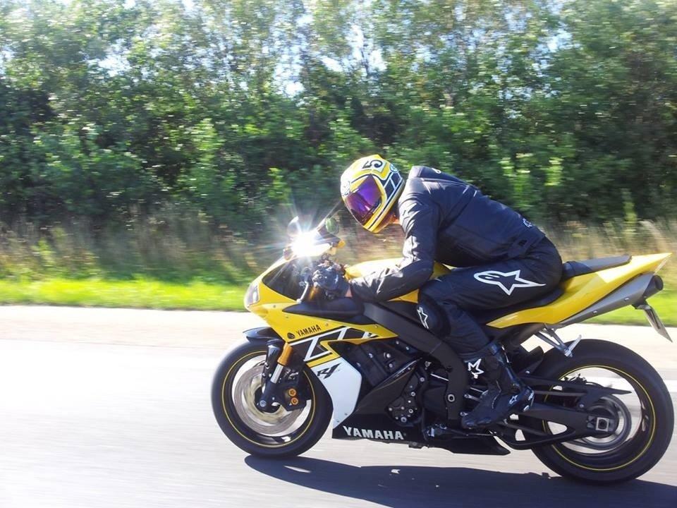 Yamaha YZF R1 Anniversary Edition "SOLGT" billede 12