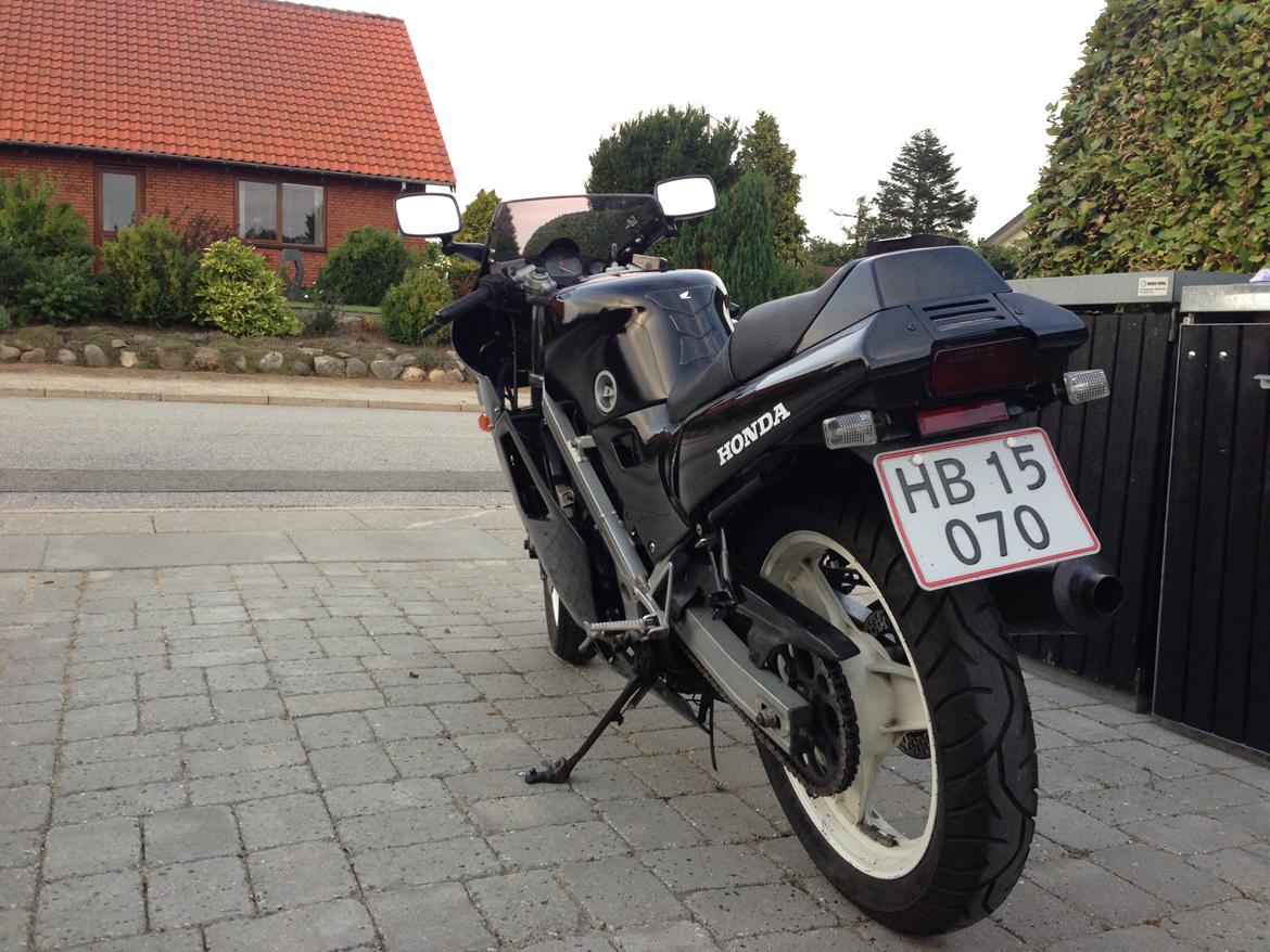 Honda VFR 400 NC21 billede 6