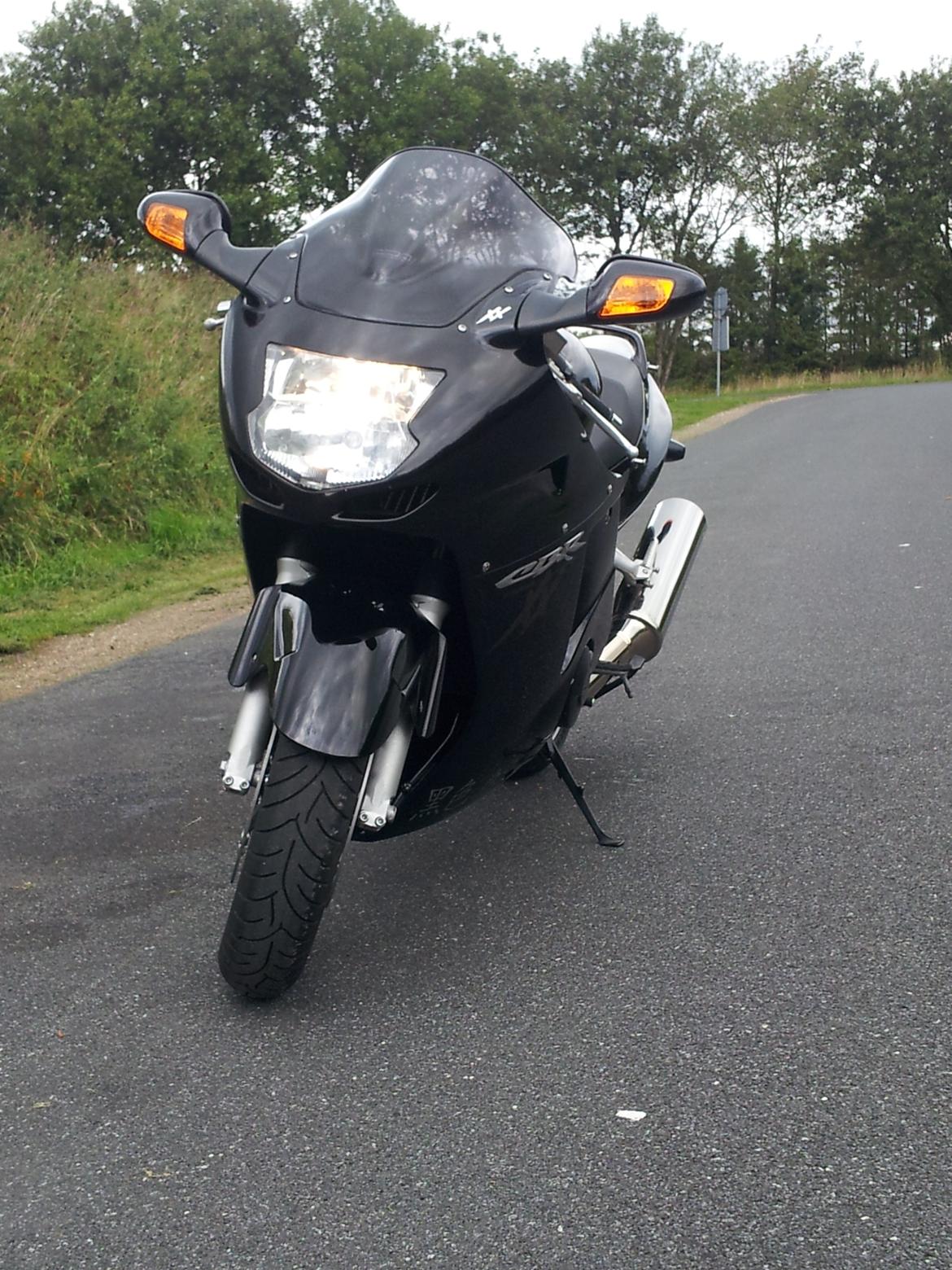 Honda CBR 1100 XX BLACKBIRD SOLGT billede 2