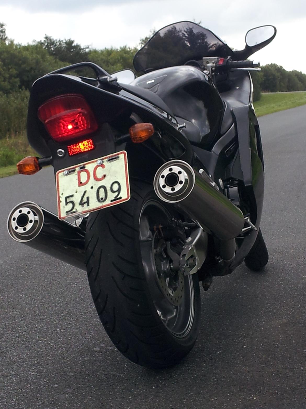 Honda CBR 1100 XX BLACKBIRD SOLGT billede 5