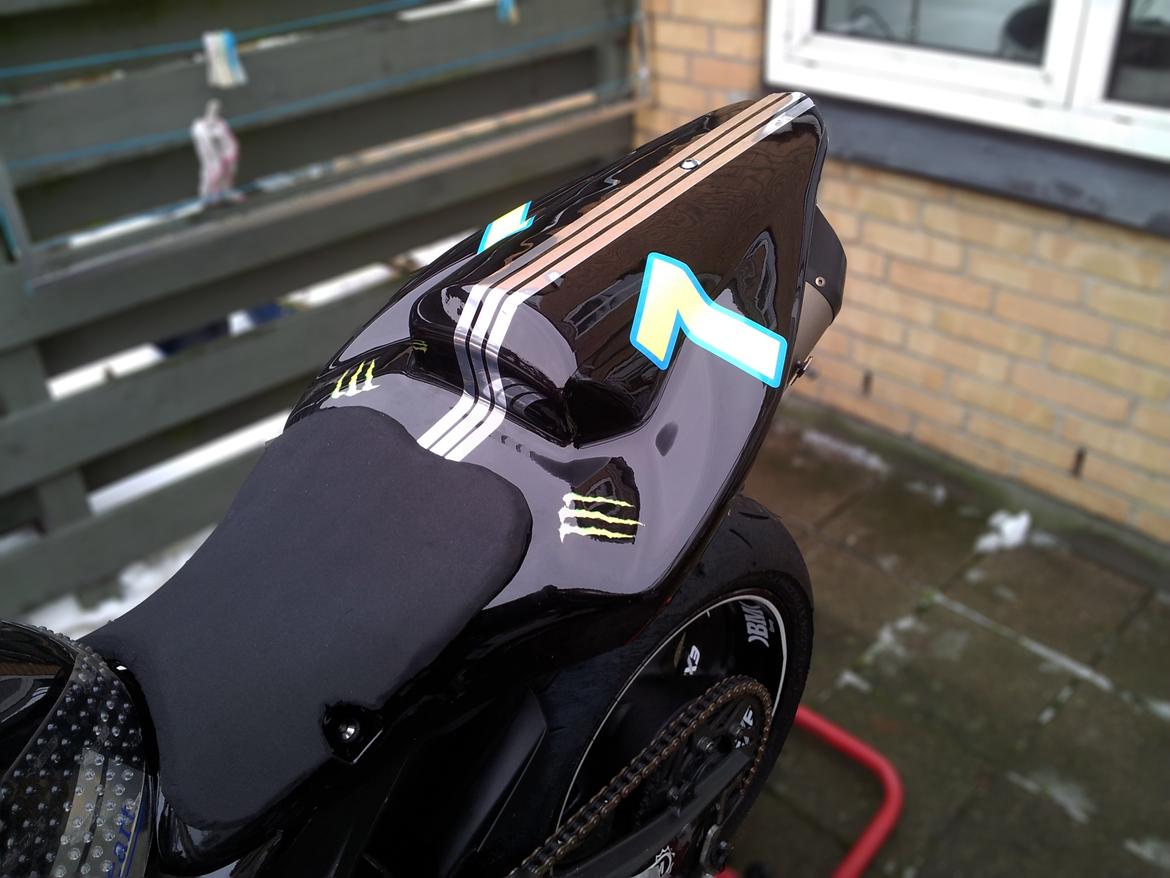 Yamaha YZF-R1 Baneged billede 9