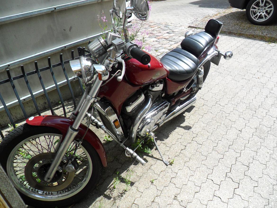 Suzuki Intruder billede 1