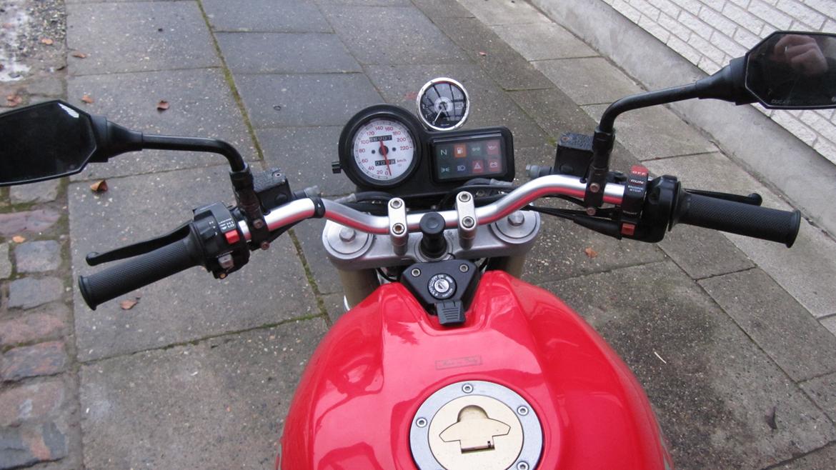 Ducati Monster 900 / SOLGT billede 6
